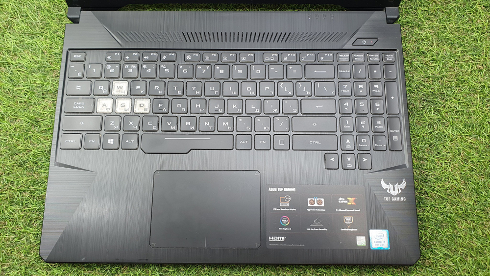 игровой ASUS i7-8/8 Gb/GTX 1050 4 ГБ/FHD/ TUF Gaming FX505GE-BQ165T [90nr00s1-m04190]