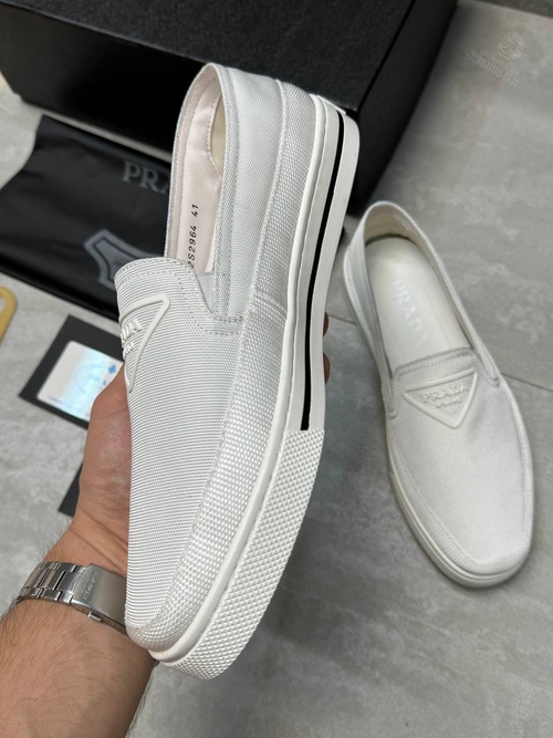 Слипоны Prada