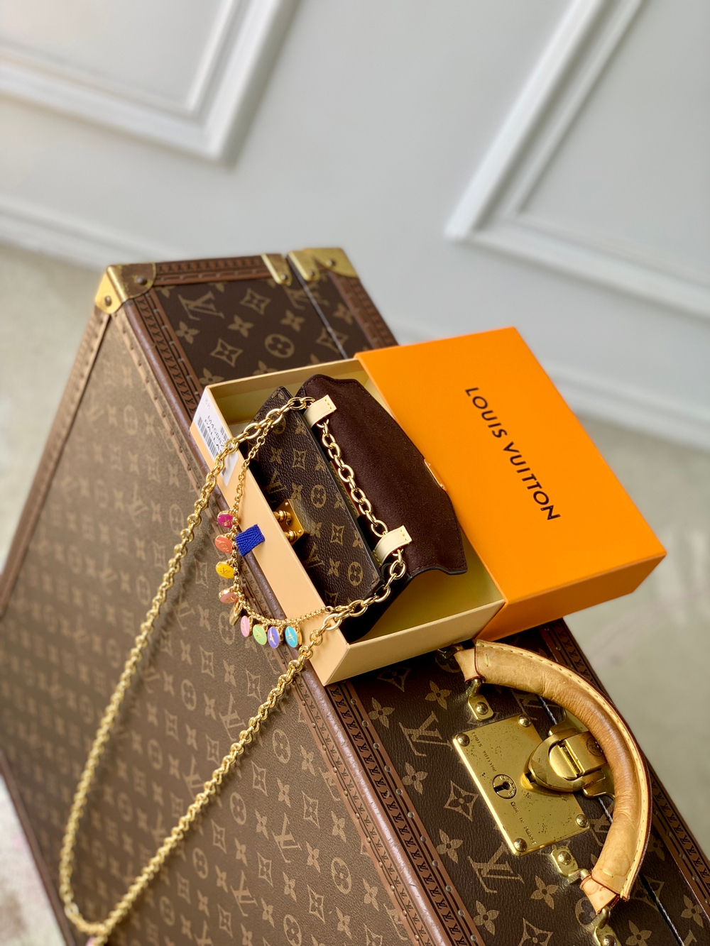 Louis Vuitton Pouch Metis Belt