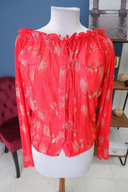 Блуза с открытыми плечами 46 размер