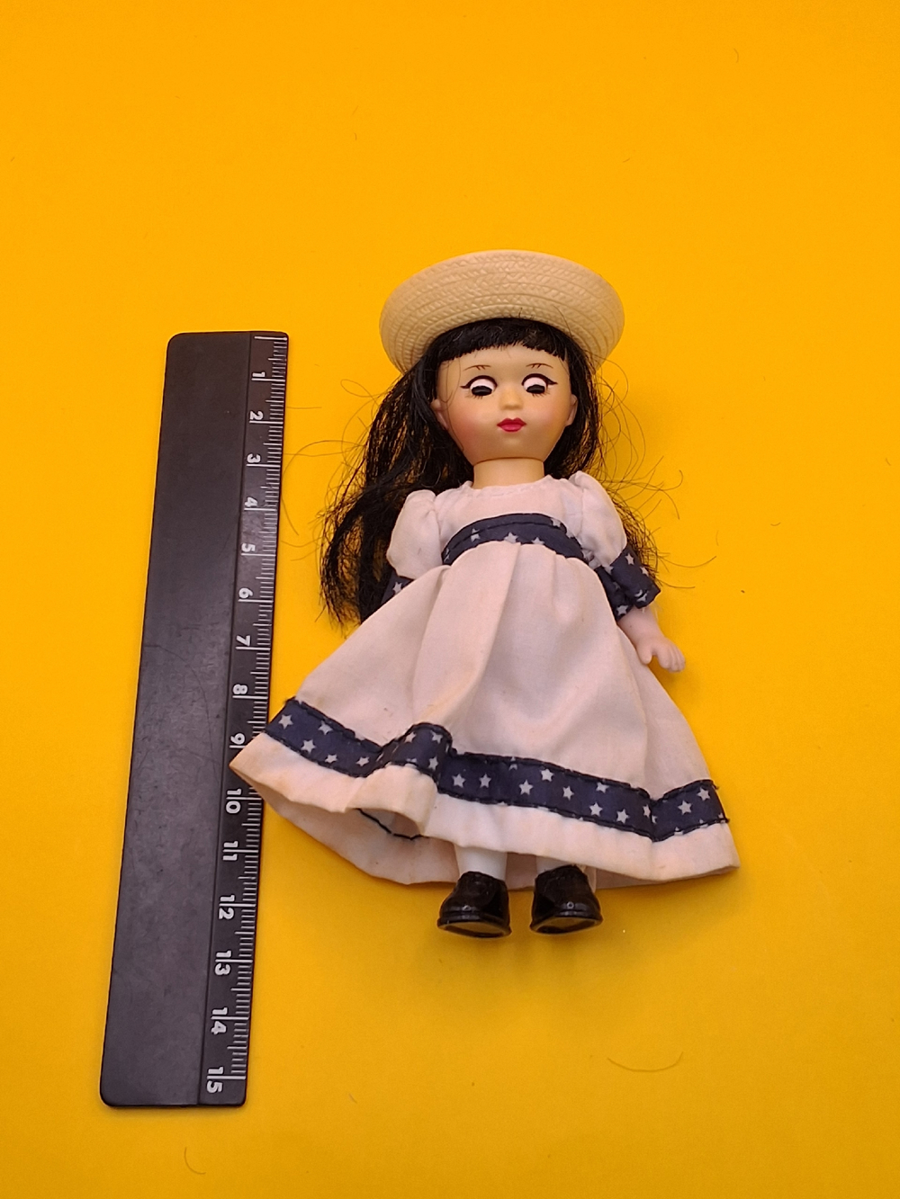 Коллекционная кукла Madame Alexander McDonalds 032222