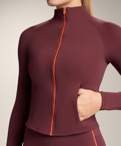 Oysho Легкая и теплая высокотехнологичная куртка, гранатовый