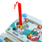 Развивающая игрушка деревянная Лабиринт магнитный с шариками животные, коробка C-41757