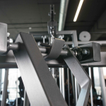 SM2014 Независимый жим от груди широким хватом