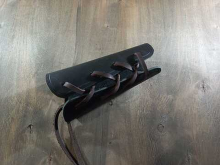 Крага чёрная