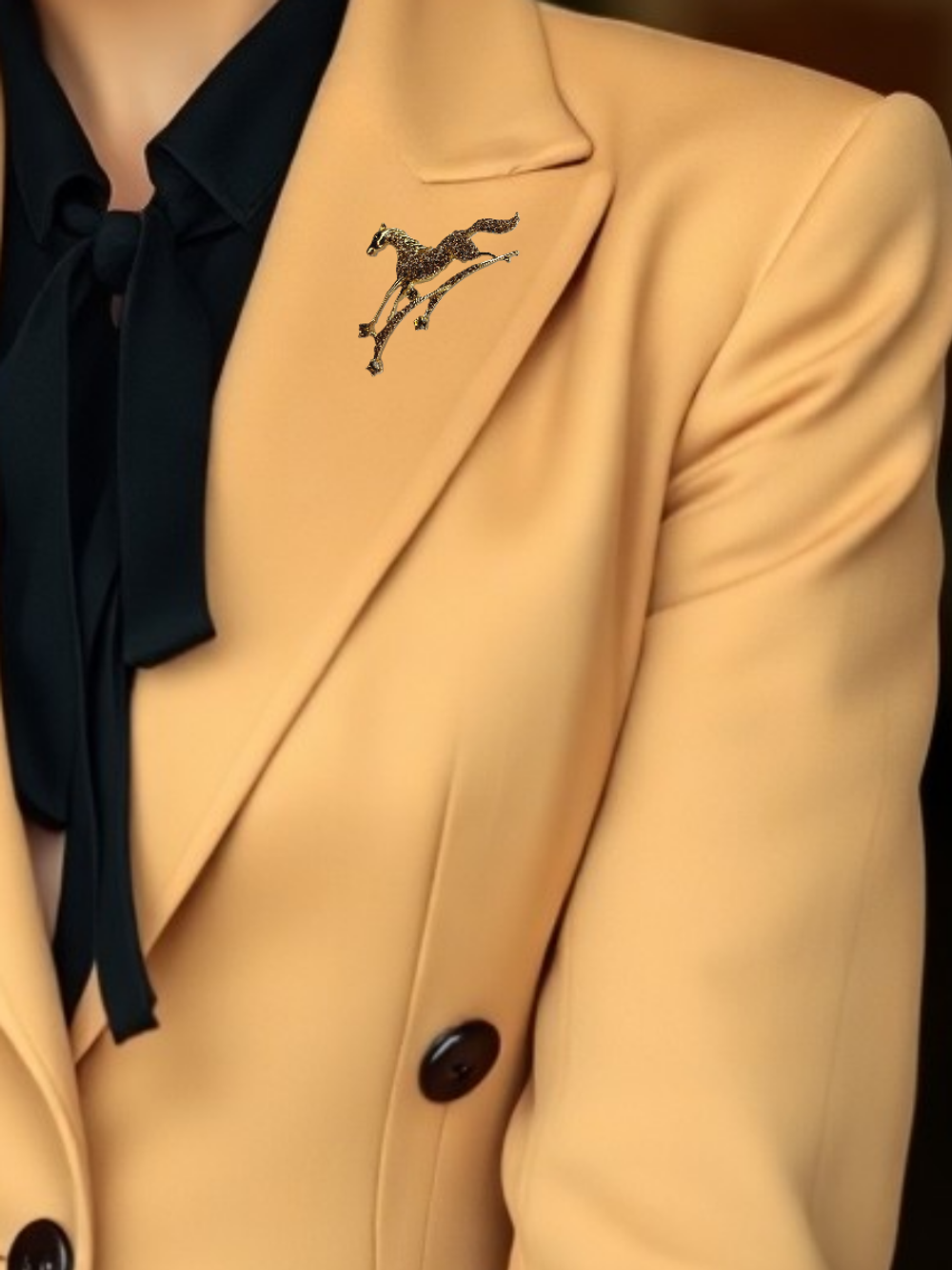 Брошка "Огненная лошадь". Женская брошь,украшение. Подарок на новый год. Символ года