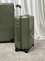 Чемодан Rimowa M
