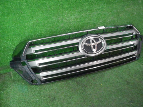 Решетка радиатора Toyota Land Cruiser 200 (2015-2021)