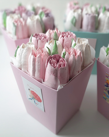 Тюльпаны из зефира в кашпо