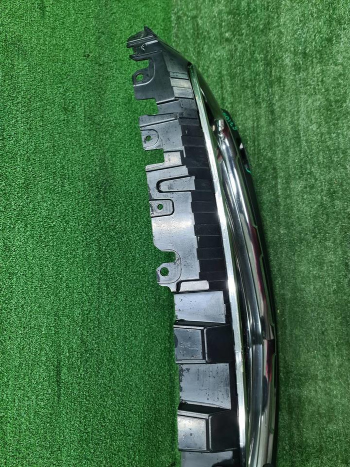 Решетка радиатора Geely Atlas Pro (2021-н.в.)