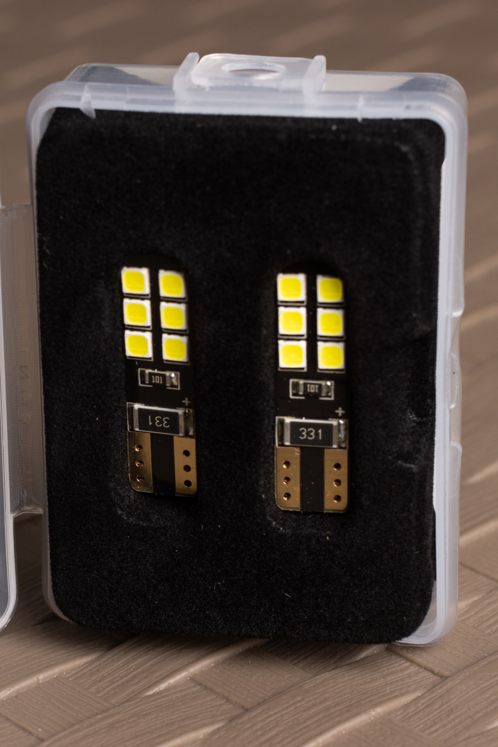 Sal-man T10 (W5W) 4 SMD Led Can-Bus