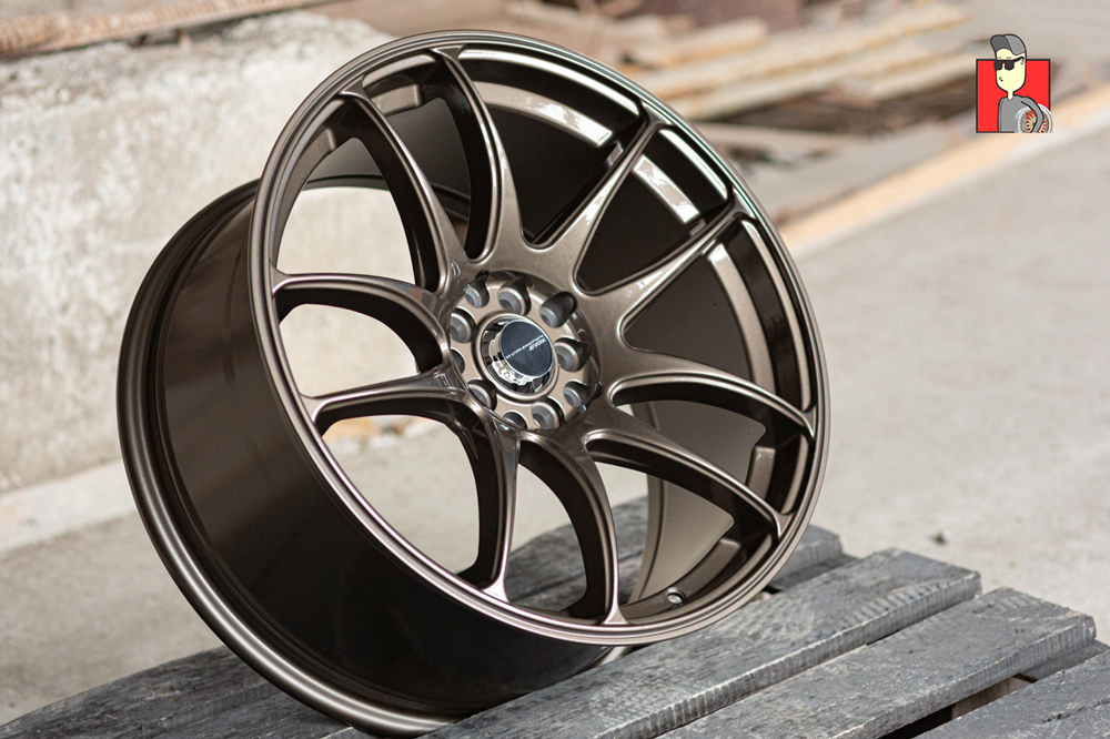 Комплект дисков Work Kiwami 18x8.5 et30 5x100/5x114.3