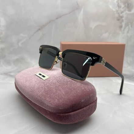 Солнцезащитные очки MIU MIU
