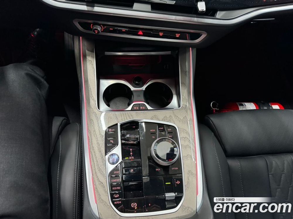 BMW X7 (G07) xDrive 40i Design Pure Excellence 7-и местный (05.2023)