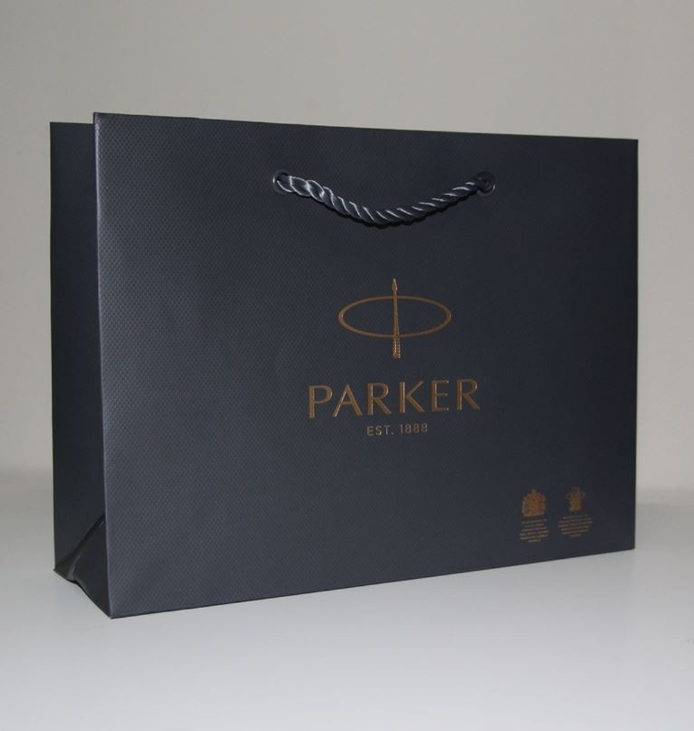 Фирменный бумажный пакет Parker