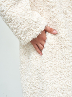 Искусственная шуба чебурашка тедди, белая, Северина