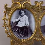 Двойная бронзовая рамка для фото