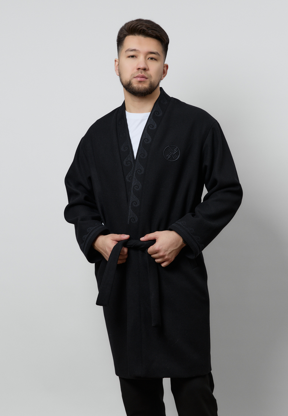 Шапан шерстяной OYU TOLQYN BLACK