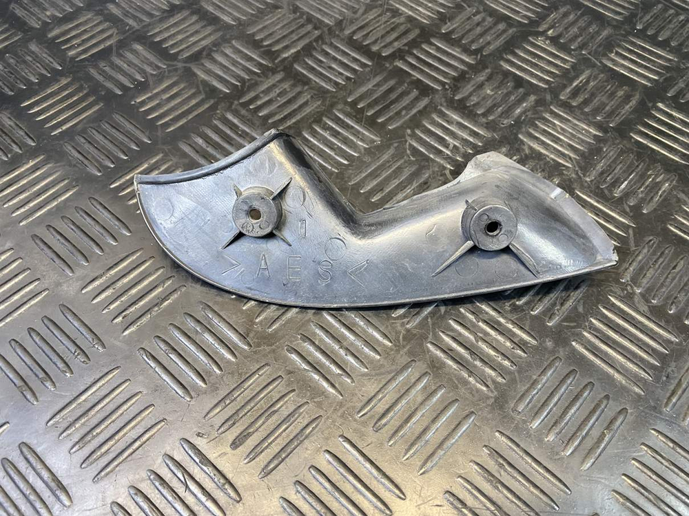 Пластик внутренний Yamaha TDM850 RN03J 053969