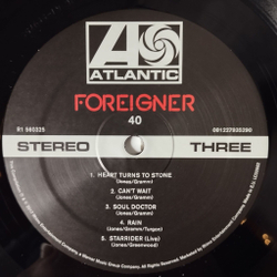 Винтажная виниловая пластинка LP Foreigner 40 (EU 2017)