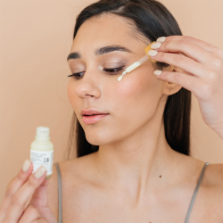 18 Be loved.Be smart Лифтинг-сыворотка для кожи вокруг глаз 15мл для зрелой кожи