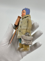 Ёлочное украшение в винтажном стиле «Мальчик со скворечником»