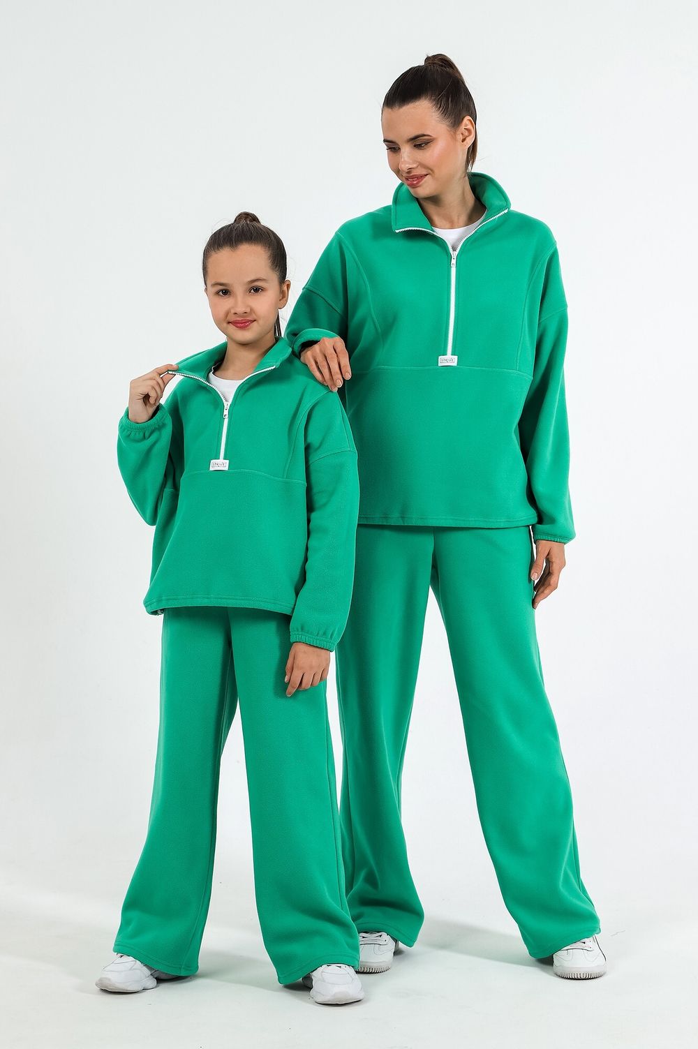 Костюм для девочки Скай-1 Виотекс ЗЕЛЁНЫЙ