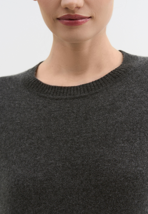 Кашемировый пуловер
