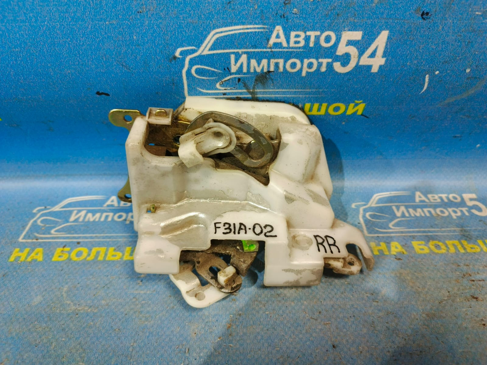 Замок двери задней правой MITSUBISHI DIAMANTE 1997