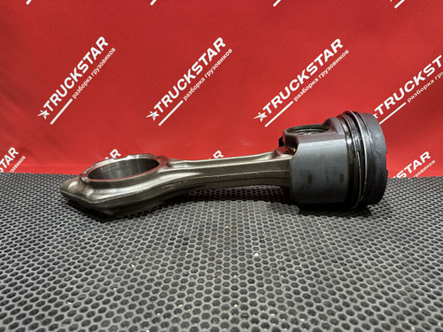 Поршень с шатуном 2019г