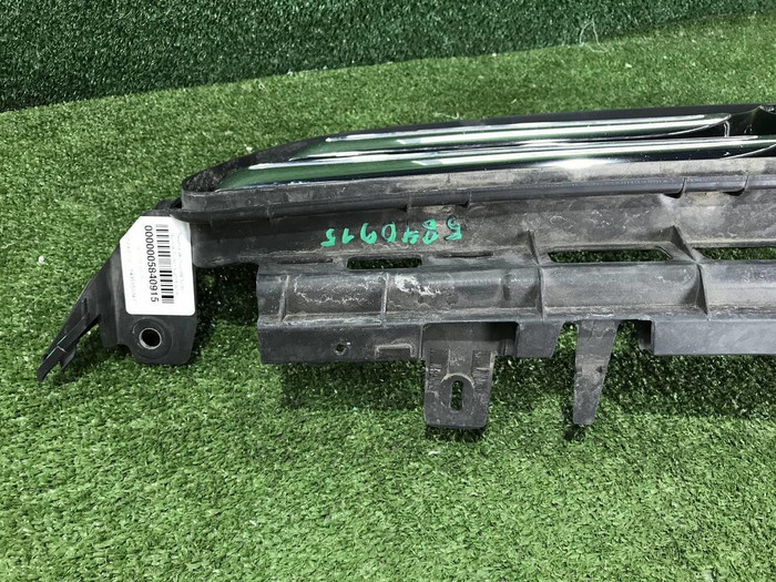 Решетка радиатора Mercedes E W213 (2016-2021)