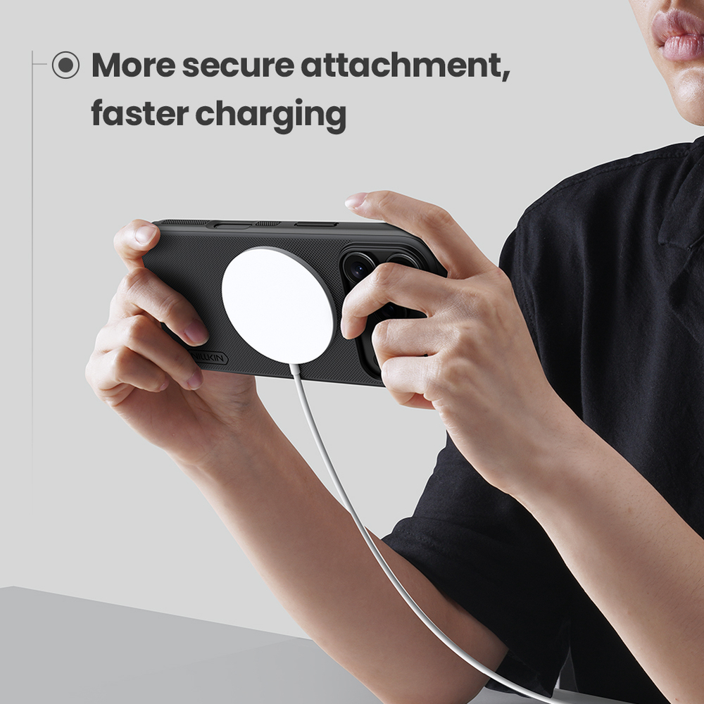 Чехол от Nillkin c поддержкой MagSafe для iPhone 17 Pro, серия Super Frosted Shield Pro Magnetic