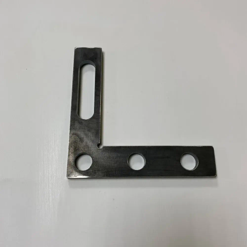 Угол 140*140*30*8,2шт, для сварочного, сборочного, монтажного стола. Оснастка для станка.