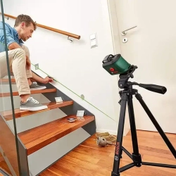 Штатив BOSCH BT150 для лазерного уровня с шарниром 1/4 дюйма