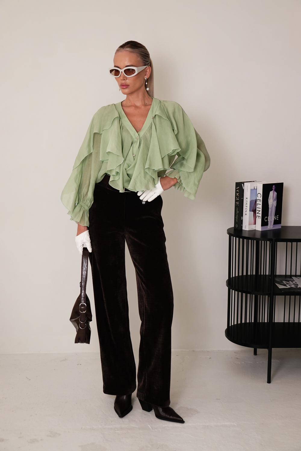 Брюки прямые из велюра с поясом-резинкой