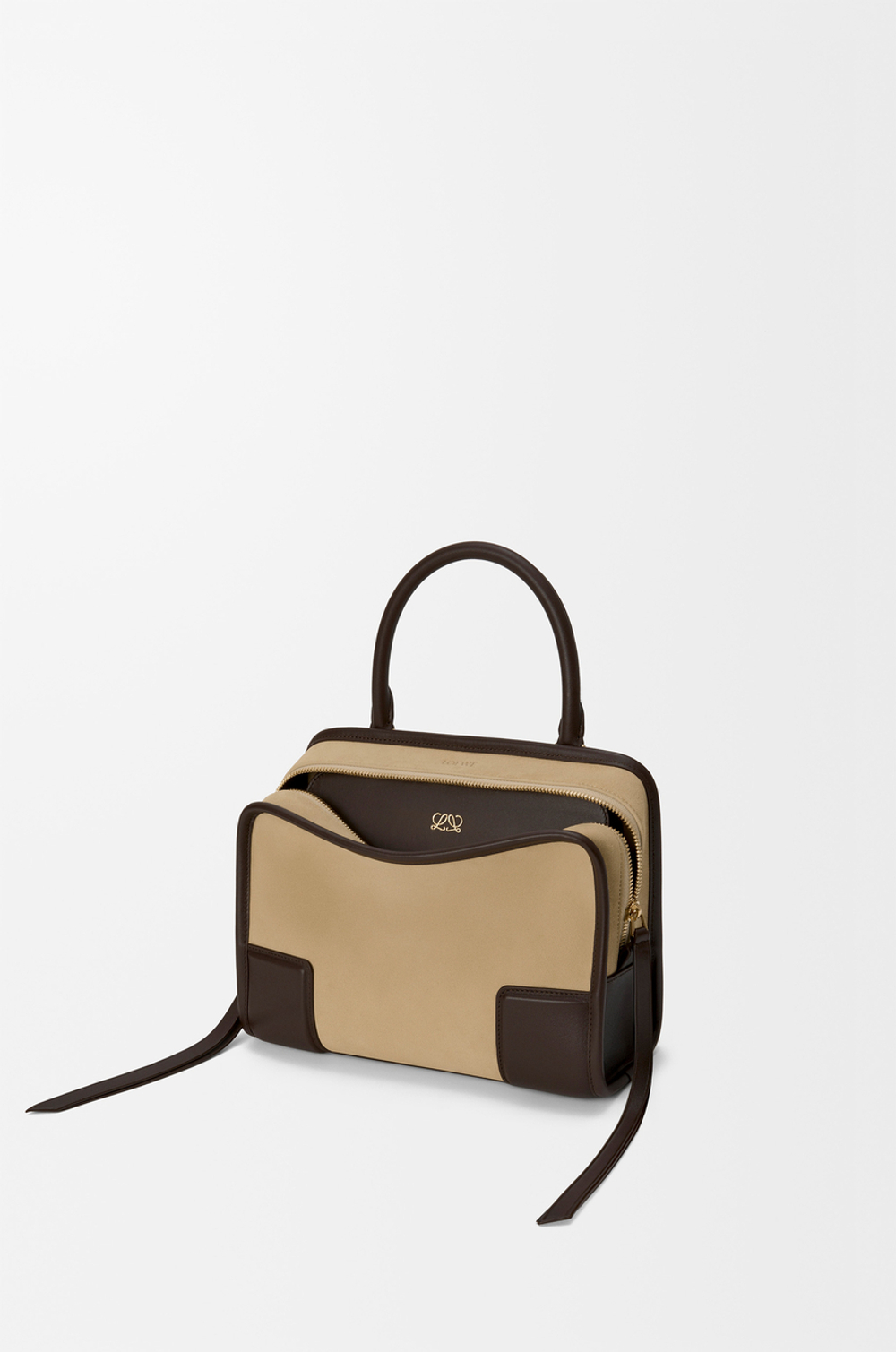Loewe Маленькая сумка Amazona 180 из мягкой телячьей кожи, шоколадный