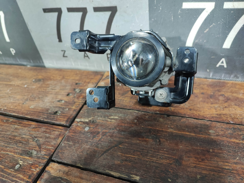 ПТФ передняя левая Kia Rio 4 (FB) 17-20 Б/У Оригинал 92201H0000