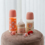 Бутылочка для кормления Suavinex Wild 270 мл, розовая, 3 мес+