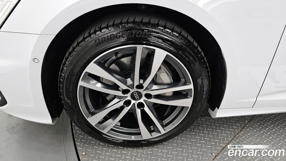 Audi A6 (C8) 45 TFSI Quattro Premium (03.2023)