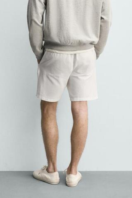 ZARA ШОРТЫ REGULAR FIT ИЗ РЕЛЬЕФНОЙ ТКАНИ, БЕЛЫЙ