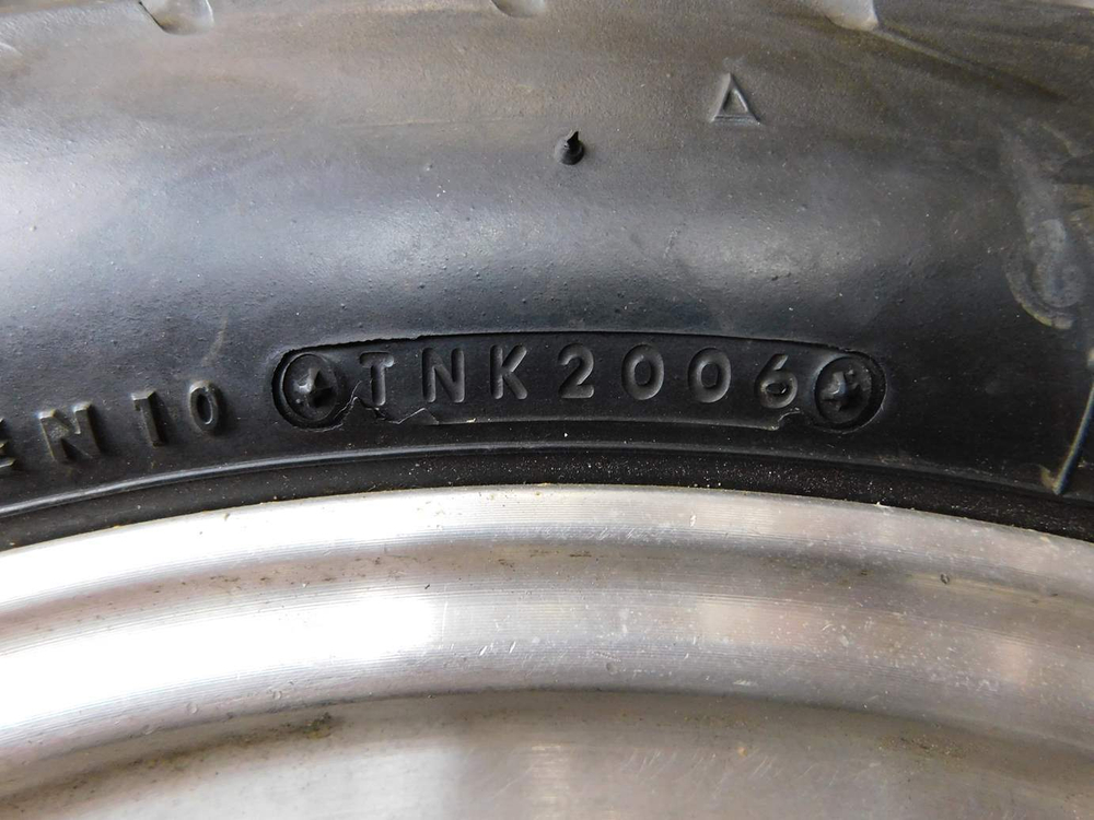 Колесо переднее Yamaha FZX750 3XF.