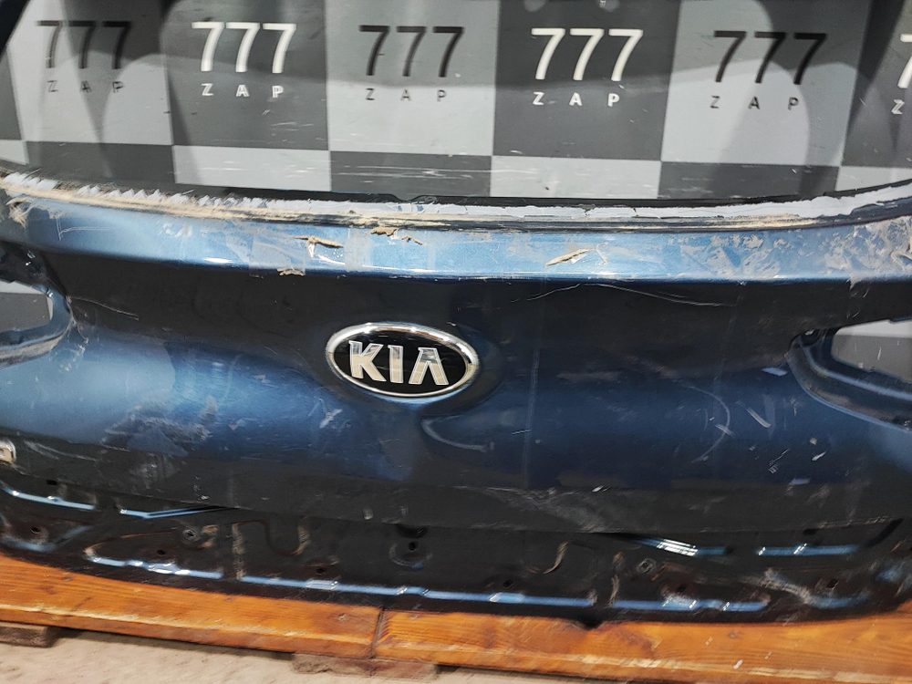 Крышка багажника Kia Ceed 3 (CD) 18-нв Б/У Оригинал 73700J7010