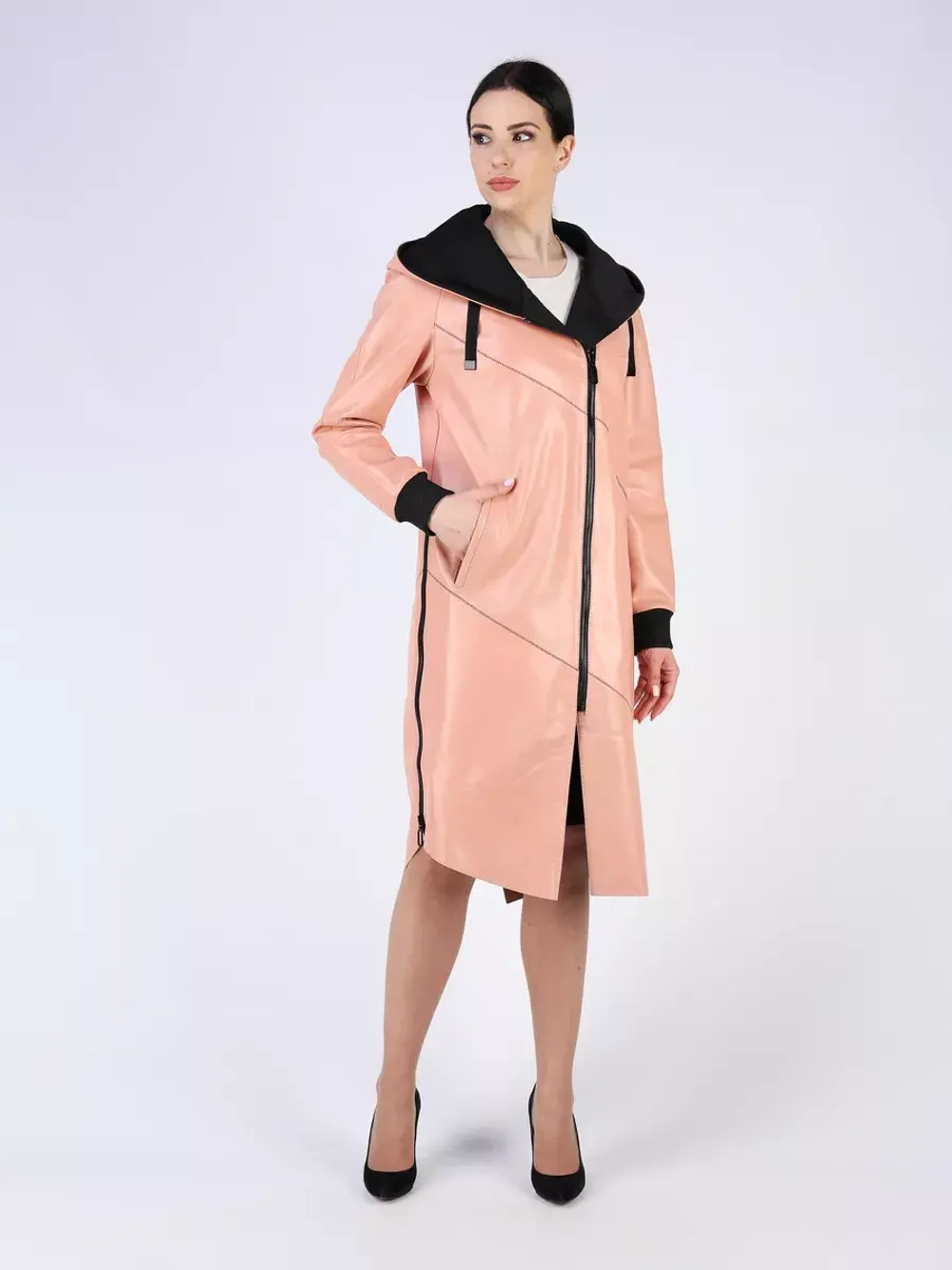 Кожаный плащ длинный с капюшоном пальто