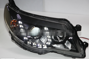 Передние фары Субару Форестер 2008-2012 V1 type [Комплект Л+П; яркие ходовые огни; электрокорректор; биксеноновая линза]