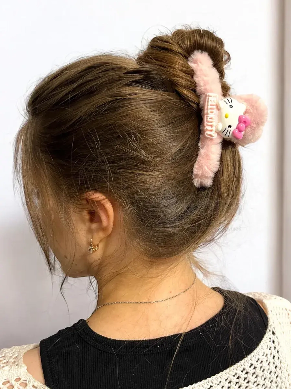 Заколка крабик краб для волос пушистый плюшевый Hello Kitty
