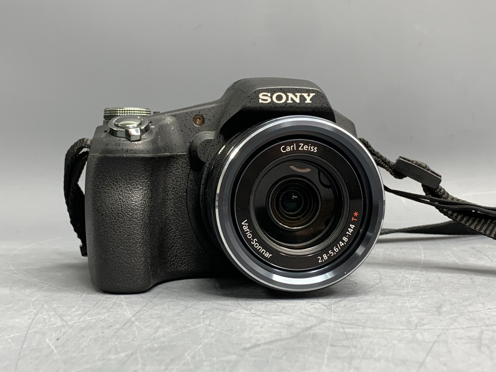 Sony Cyber-shot DSC-HX100V