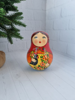 Неваляшка с курочкой