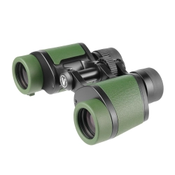 Бинокль Veber TITAN 7x32WP вид сбоку с зеленым корпусом и черными деталями