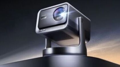 Представлен Hisense C2 Ultra