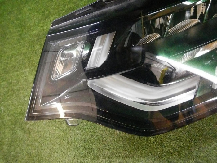 Фара левая Land-Rover Discovery 5 (2016-2020) LED